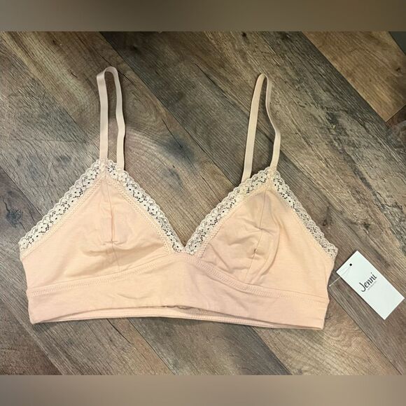 JENNI On Repeat Wide Lace Bralette in Chai sizes M, and L available. - Picture 2 of 8